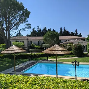 https://hotel-le-pradet.fr-provencehotel.com