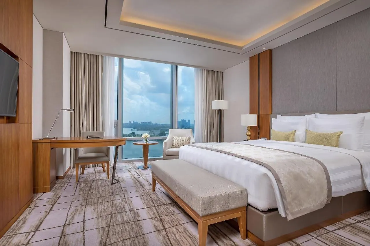 Lotte Hotel Yangon 5*,